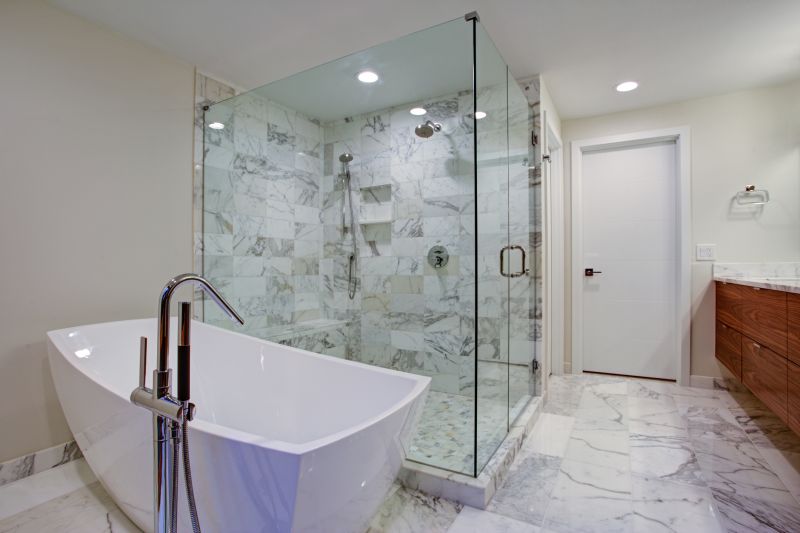 Modern Alcove Tub