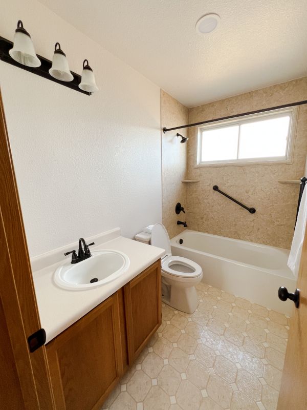 Top Bathroom Remodeling Companies in Navarre, FL